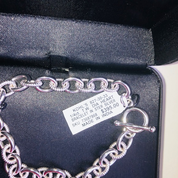 NIB LOVE!!! Genuine Diamond 925 Bracelet. B2 - Picture 8 of 9